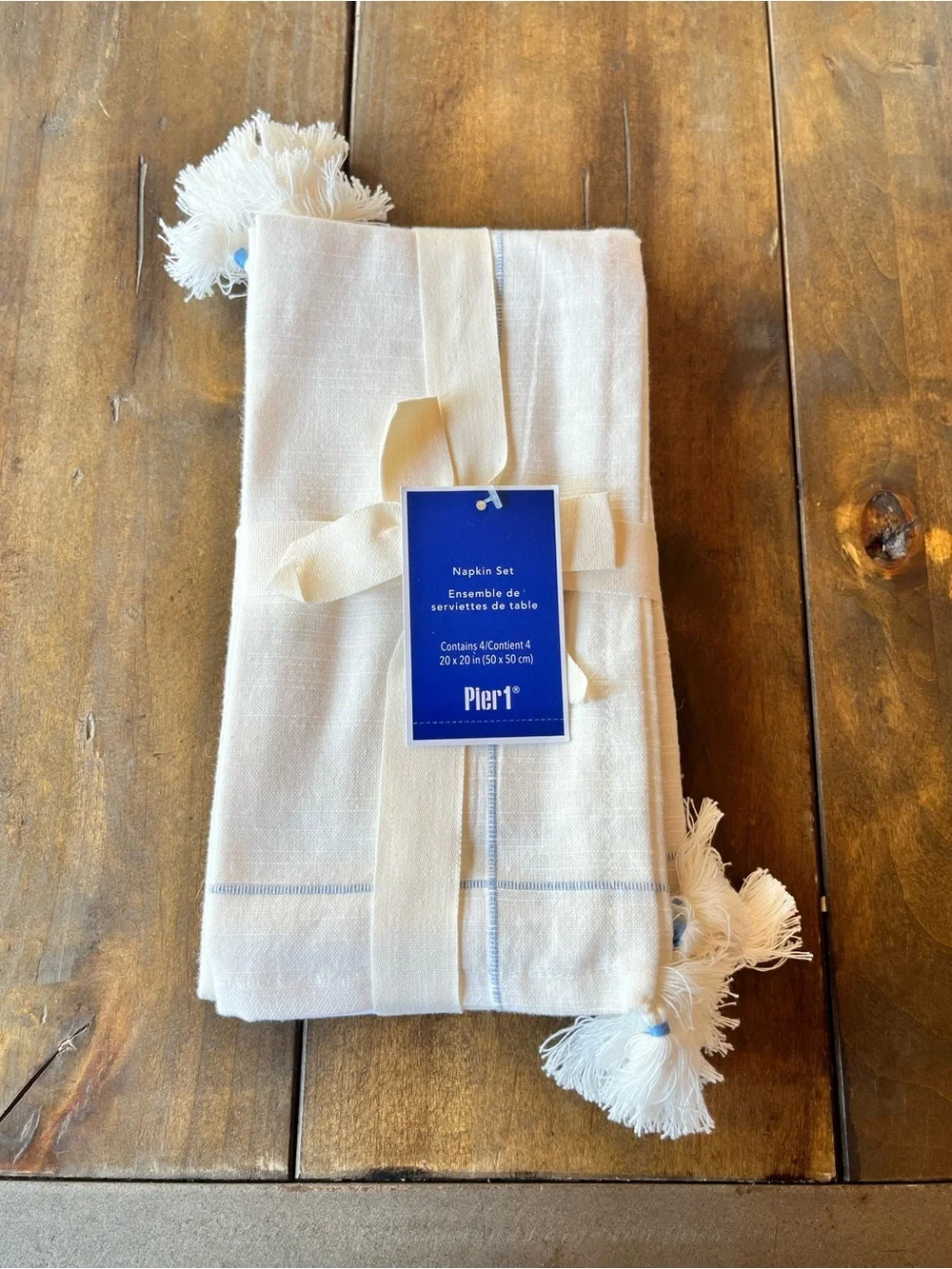 Pier 1 Cream Napkin Set of 4 with Light Blue Trim and Tassels NWT Coastal Vibes